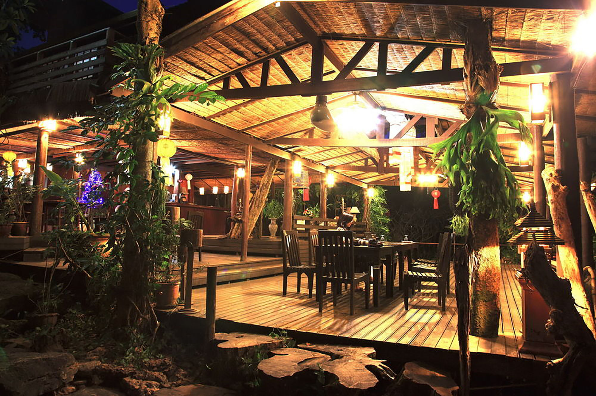 Sukantara Cascade Resort And Spa Mae Rim Exterior photo